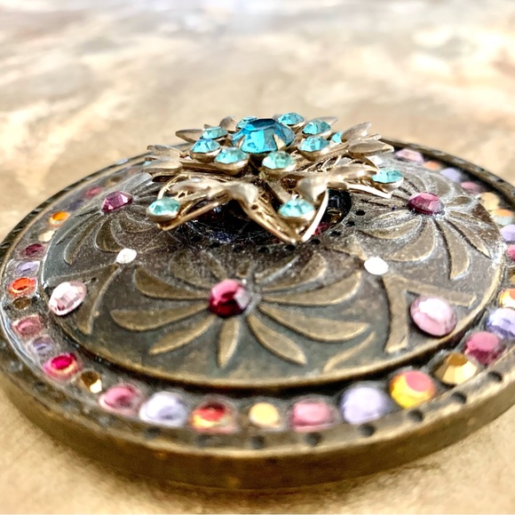 Belt buckle brass round rhinestones vintage brooch attached one of a kind - Picture 4 of 5